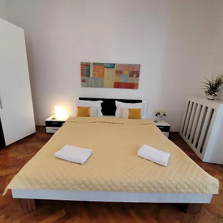 Anastasia 24 A * Bucharest