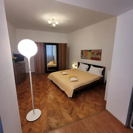 Apartment Anastasia Bratianu 24 A Self Check From 2 Pm *